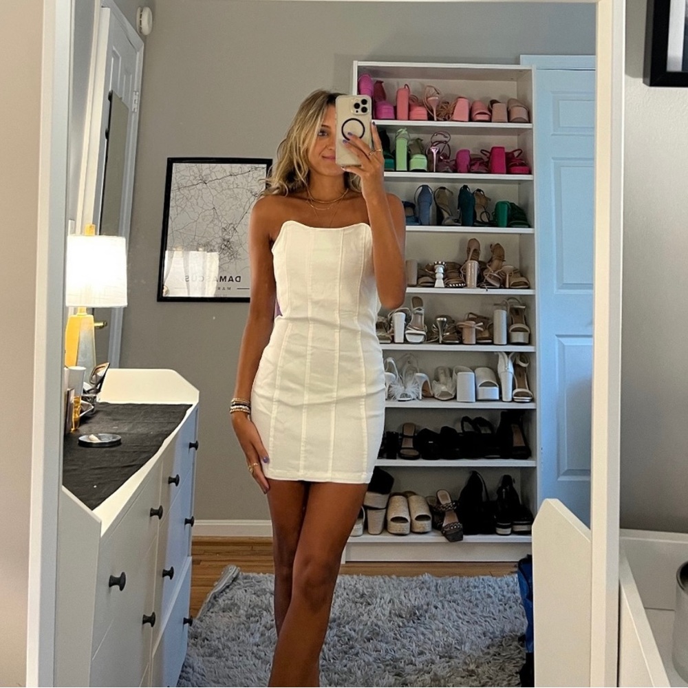 edikted mini strapless dress size small
